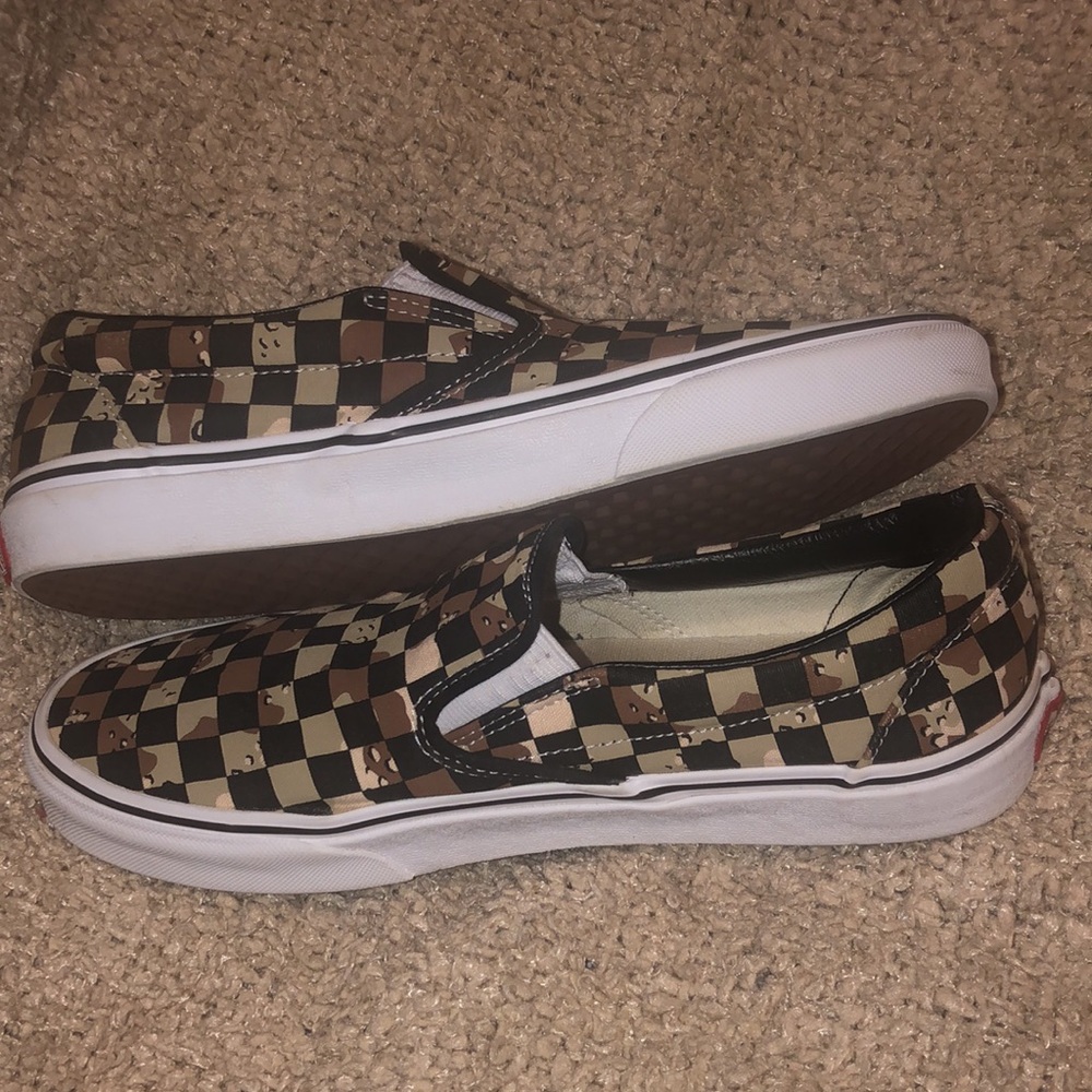 Mens Vans Off The Wall slip ons Desert Camo